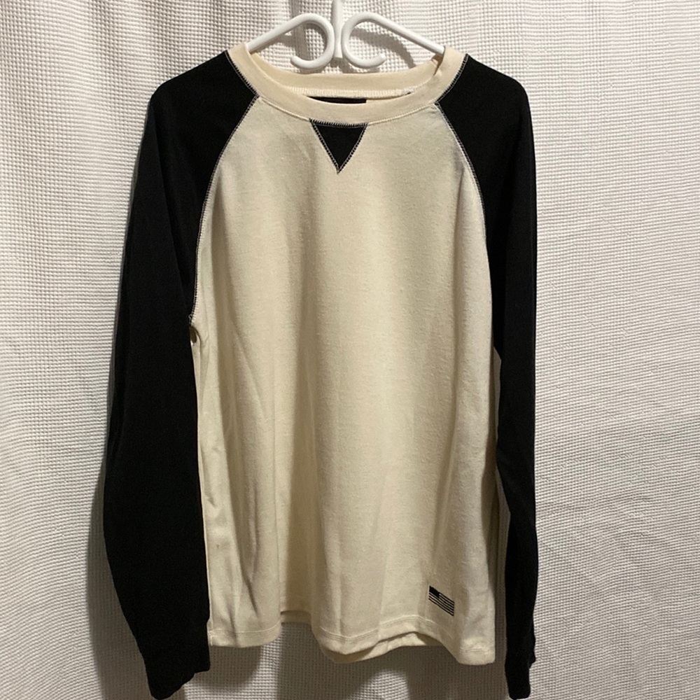 American Republic black and white long sleeve sweater
